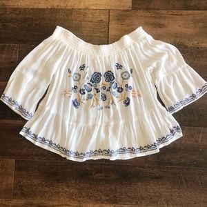 Francesca’s Off The Shoulder Flower Print Top